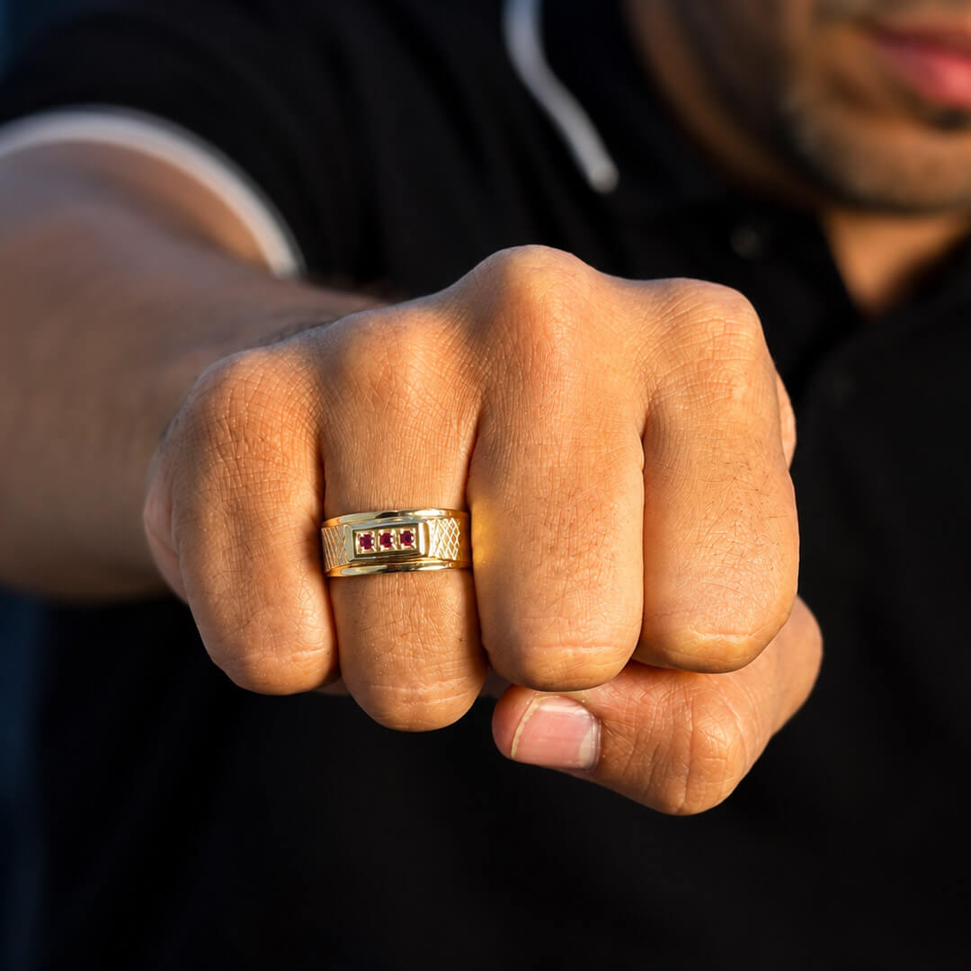 51-ANILLO-HOMBRE-_diseño-tres-piedras_ARIZA-JOYERIA_ORO_2